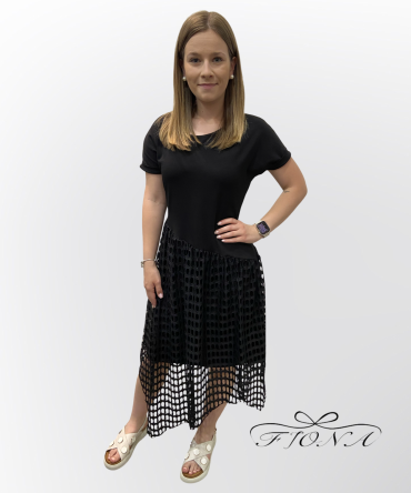 OBLEKA KARMEN ČRNA
