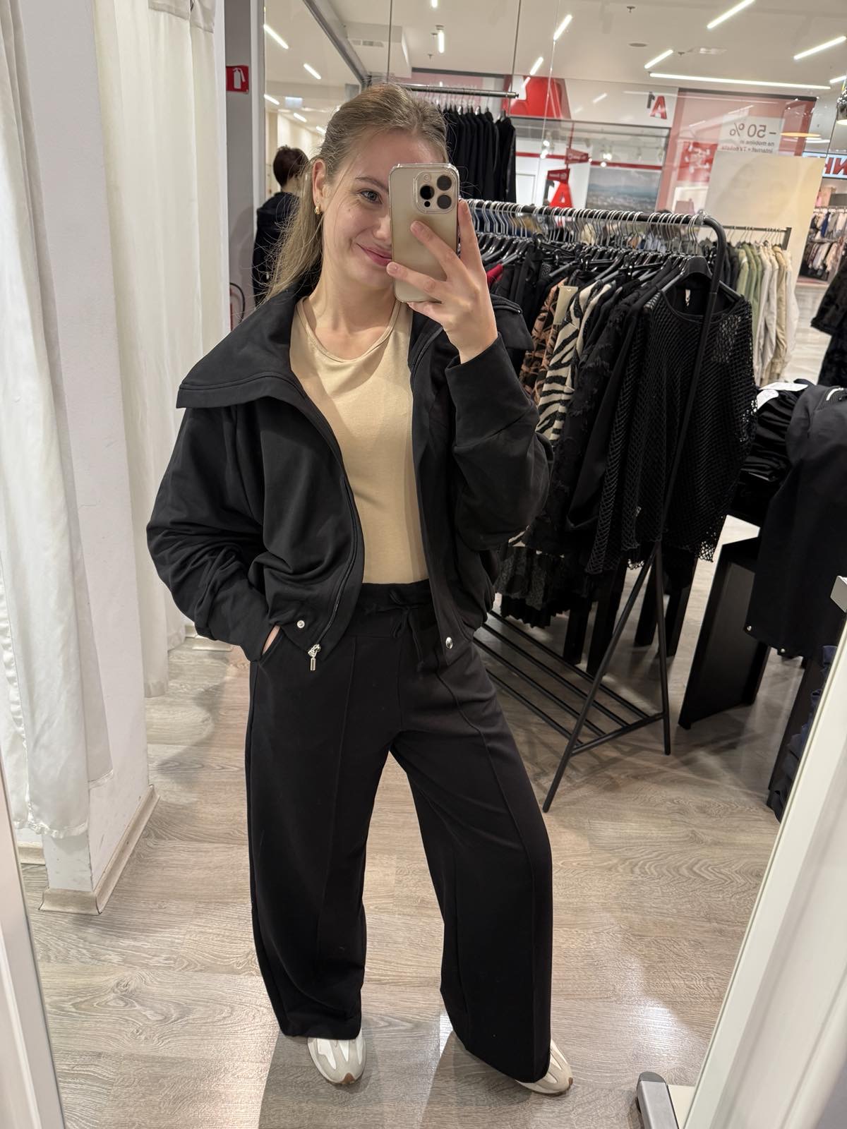 JOPA KASIA ČRNA - slika 3