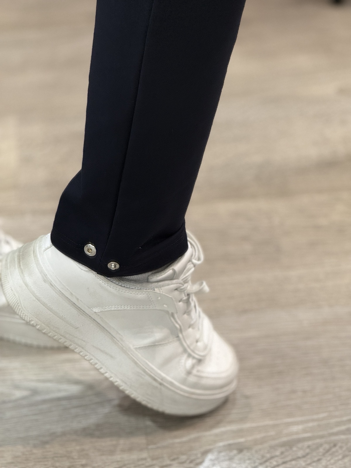 HLAČE ALI MODRE - slika 3