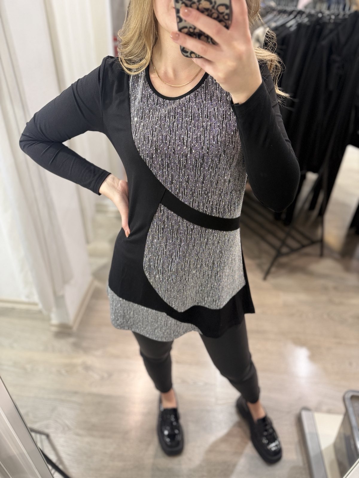 TUNIKA DEA SVETLEČA - slika 3