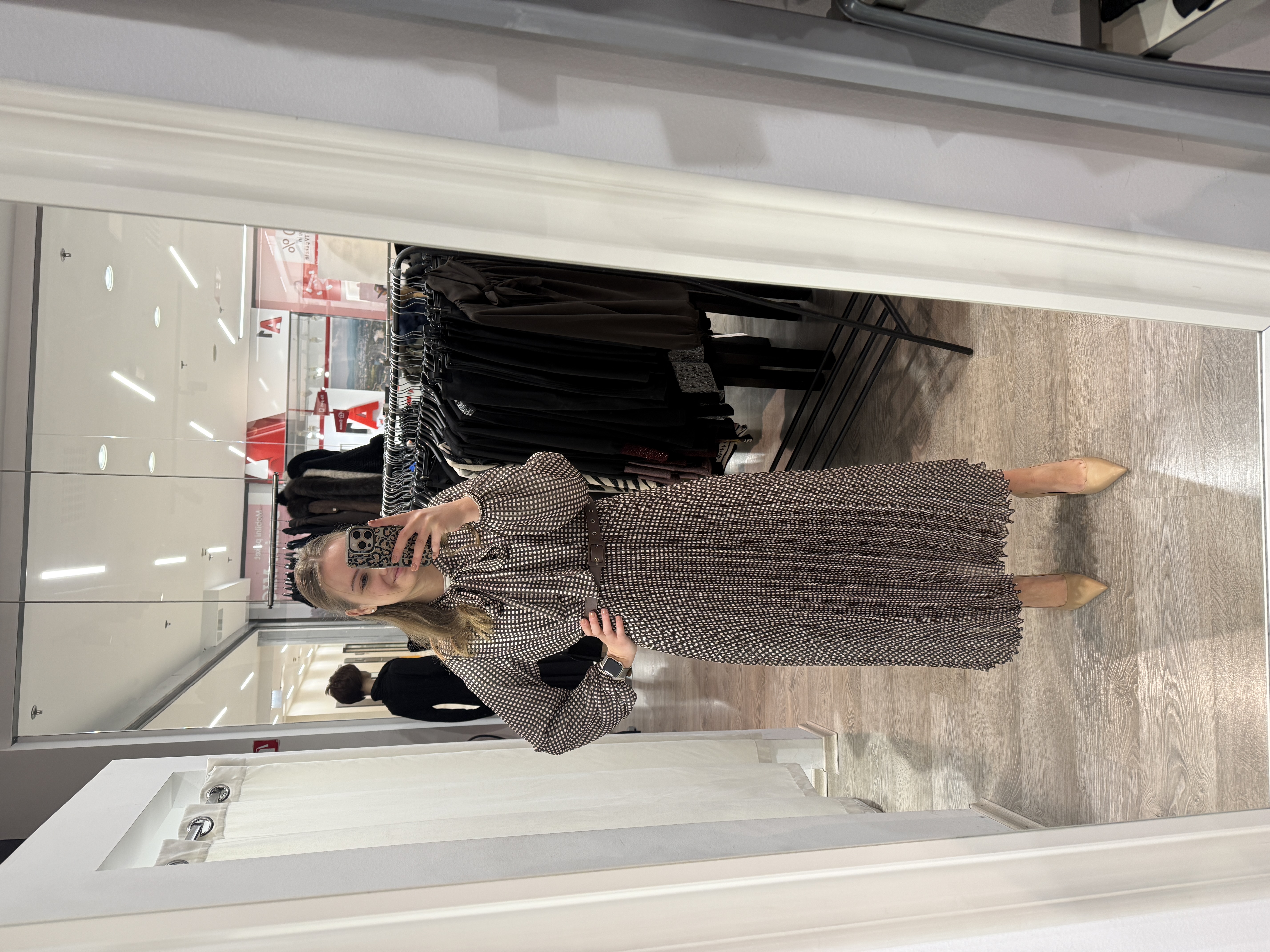 OBLEKA KRISTI - slika 4