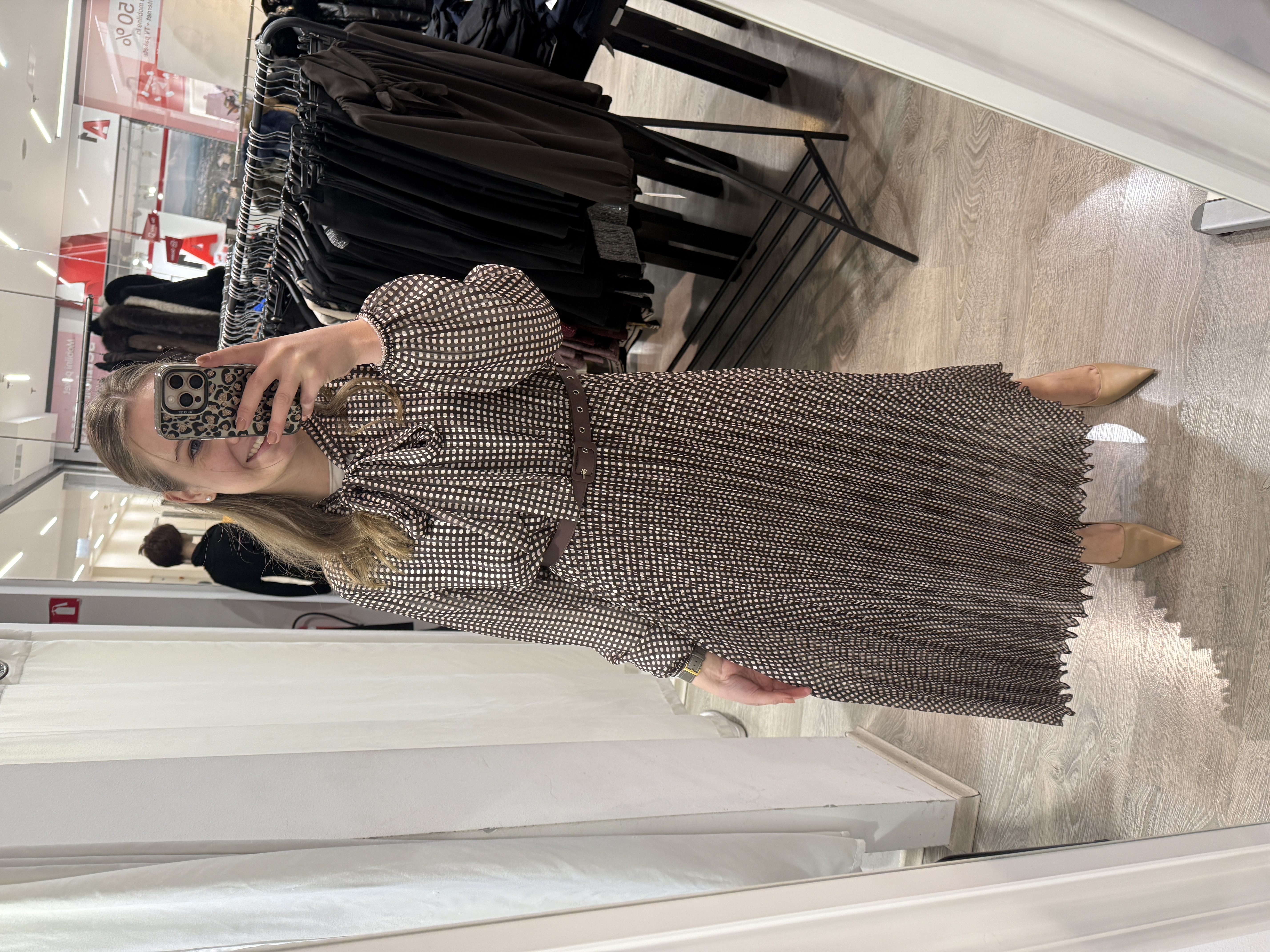 OBLEKA KRISTI - slika 3