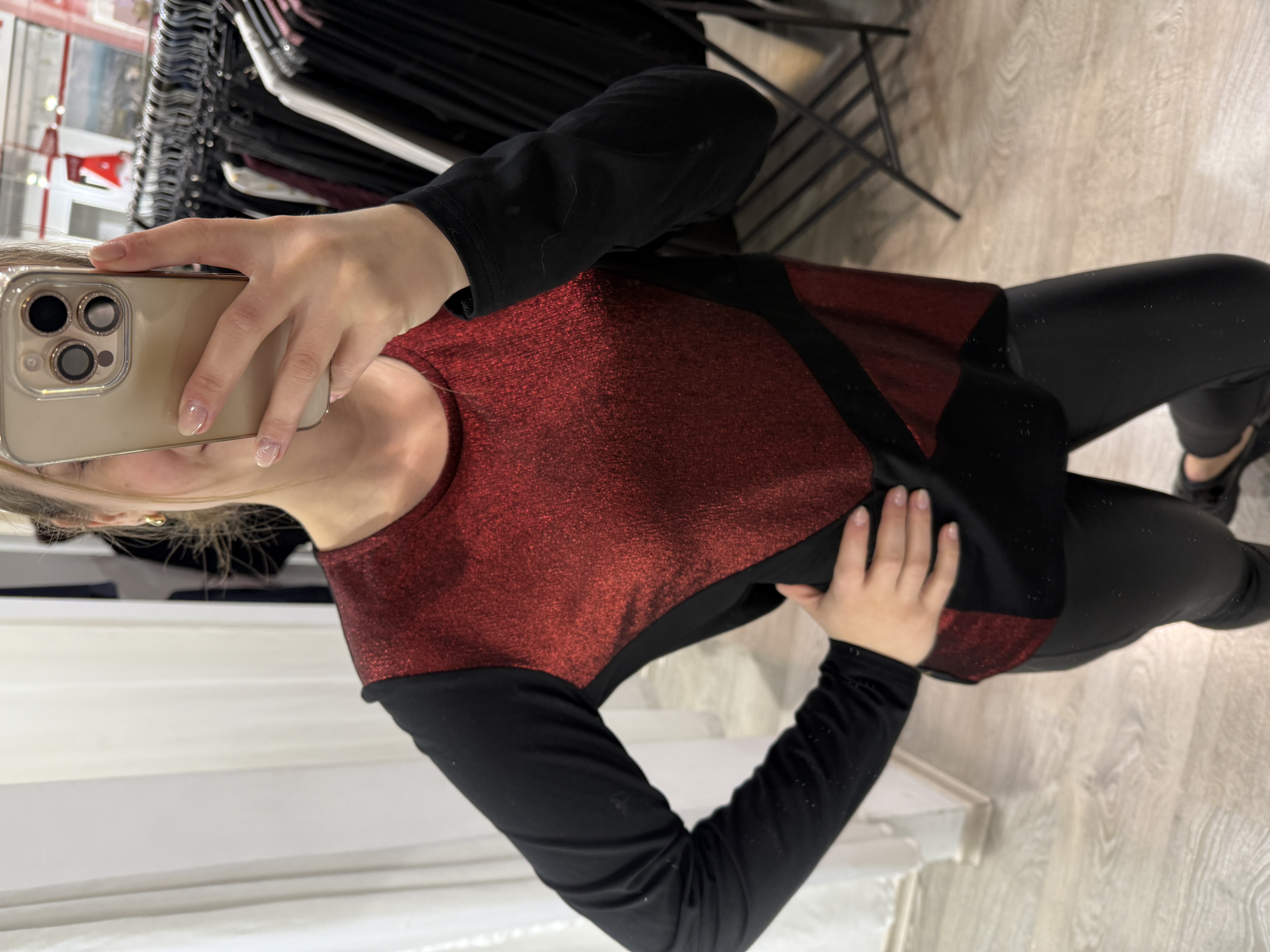 MAJICA KRISTI RDEČA - slika 4