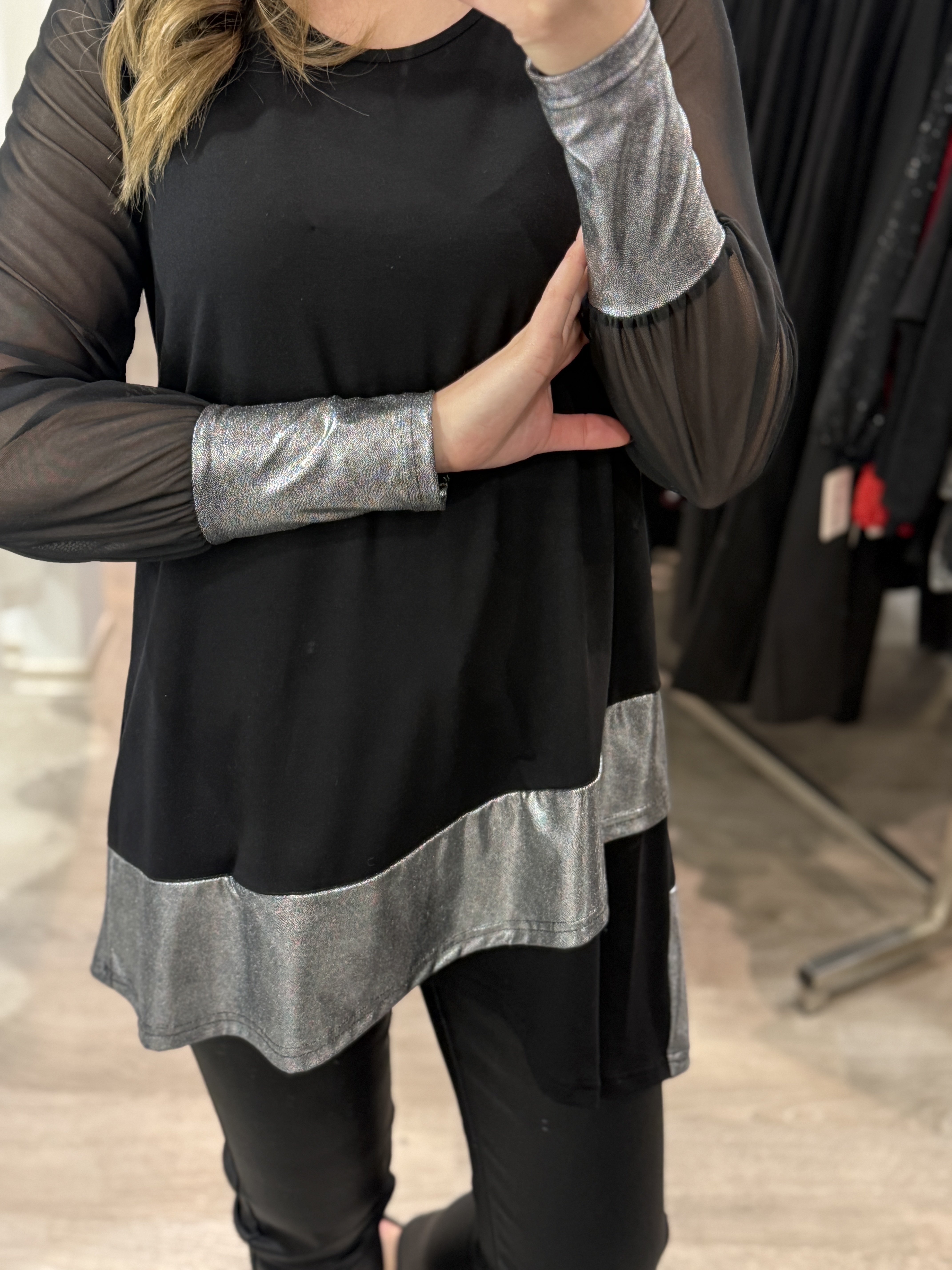 TUNIKA DANAJA SREBRNA - slika 4