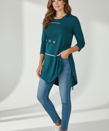 TUNIKA VIVIAN PETROL